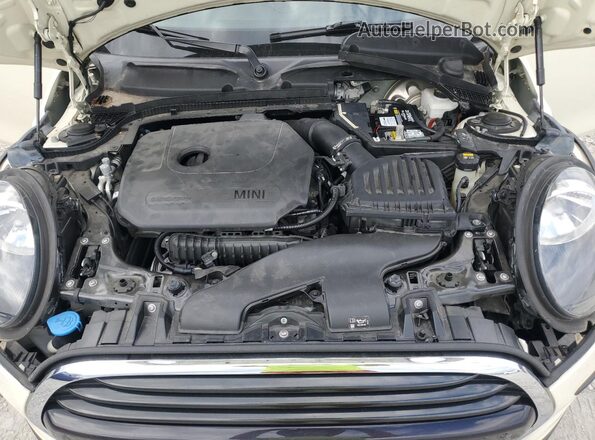 WMWXU7C03L2M68026 2020 MINI COOPER Кремовый Вид задней части салона