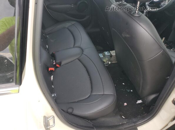 WMWXU7C03L2M68026 2020 MINI COOPER Кремовый Вид задних сидений