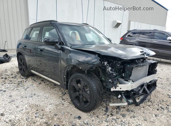 WMZ23GA04S7S70401 2025 MINI COUNTRYMAN Черный Передняя правая четверть