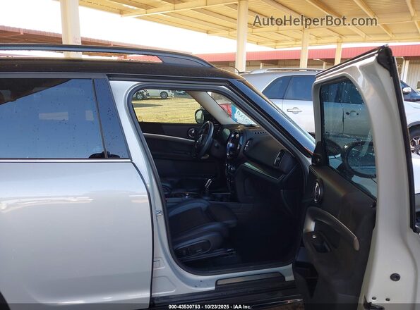 WMZ53BR00M3M34046 2021 MINI COUNTRYMAN Gray Вид салону спереду