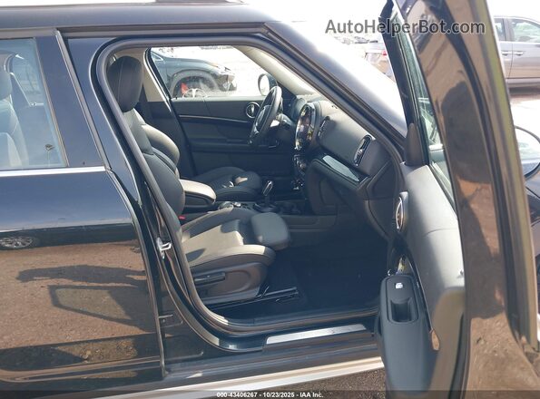 WMZ53BR02R3R82864 2024 MINI COUNTRYMAN Black Widok wnętrza z przodu