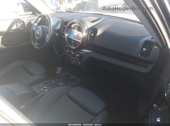 WMZ53BR09R3S18705 2024 MINI COUNTRYMAN White Вид салону спереду