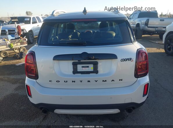 WMZ53BR09R3S18705 2024 MINI COUNTRYMAN White 
