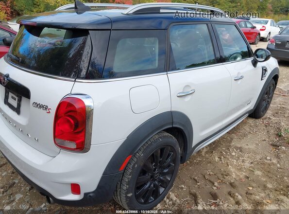 WMZYT5C30H3B66772 2017 MINI COUNTRYMAN White Trasero derecho