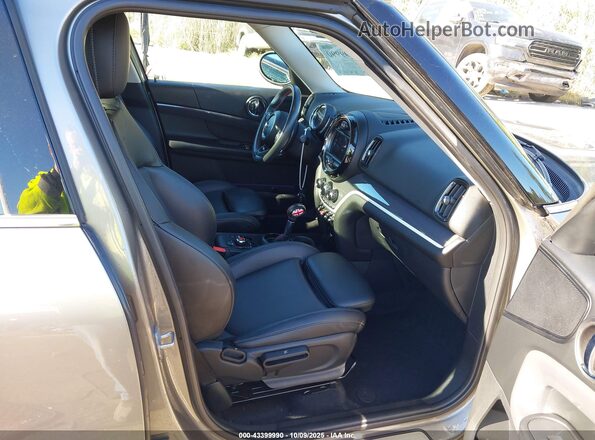 WMZYT5C58K3J87956 2019 MINI COUNTRYMAN Gray წინა სალონის ხედი