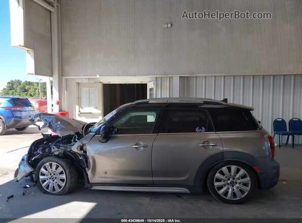 WMZYV5C38J3E02830 2018 MINI COUNTRYMAN Beige Widok wnętrza 360 stopni