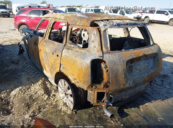 WMZYW5C04L3M26030 2020 MINI COUNTRYMAN Коричневый Задняя левая четверть