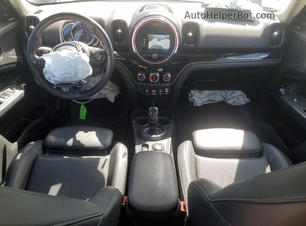 WMZYX1C04L3L55529 2020 MINI COOPER Black Vista del salpicadero
