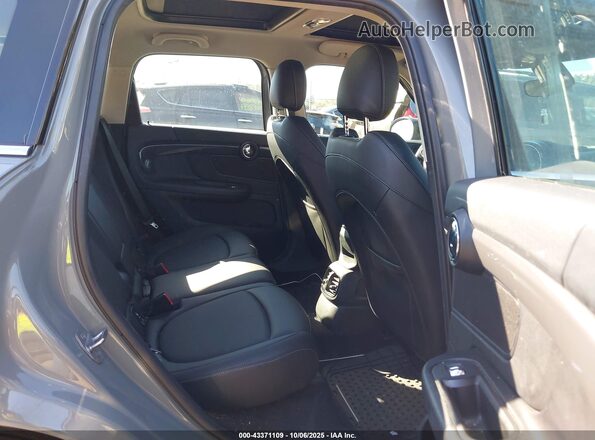 WMZYX1C07L3L79890 2020 MINI COUNTRYMAN Gray Vista de la etiqueta del VIN