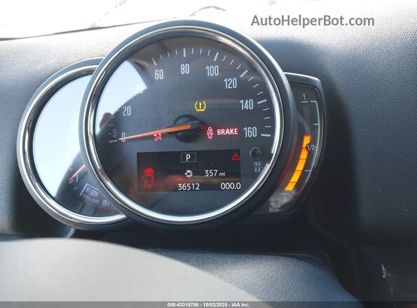 WMZYX1C07L3L97998 2020 MINI COUNTRYMAN White Vista de los asientos traseros
