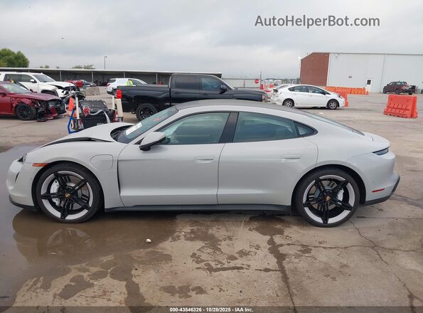 WP0AA2Y19NSA13760 2022 PORSCHE TAYCAN Gray Widok wnętrza 360 stopni
