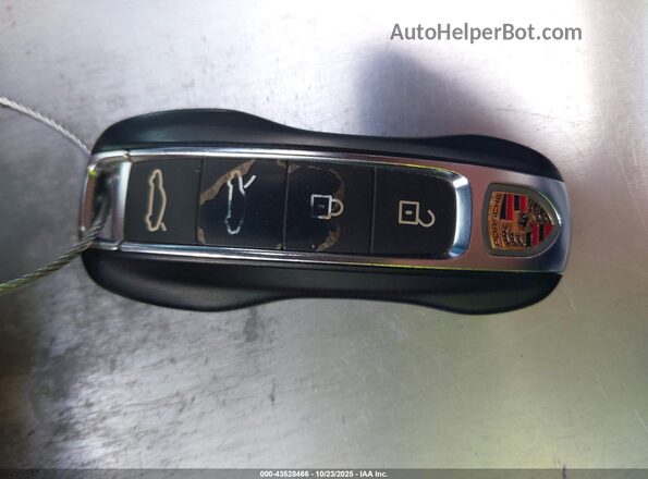 WP0AA2Y19NSA15797 2022 PORSCHE TAYCAN Black Vista del salpicadero