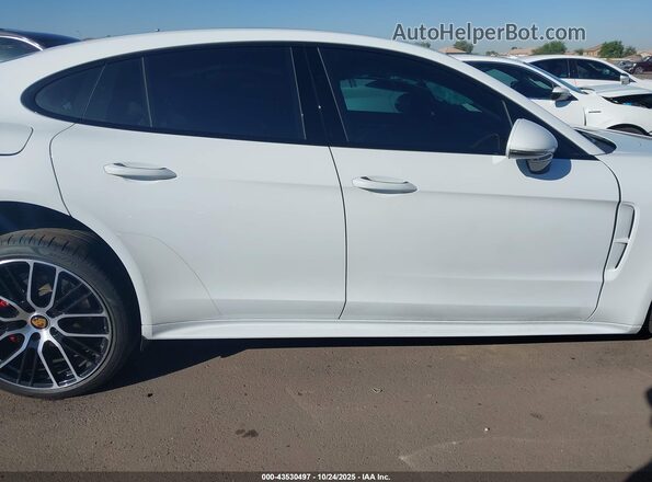 WP0AB2A73PL130062 2023 PORSCHE PANAMERA White უკანა სალონის ხედი