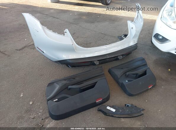 WP0AD2Y18RSA47296 2024 PORSCHE TAYCAN Gray Widok zestawu wskaźników