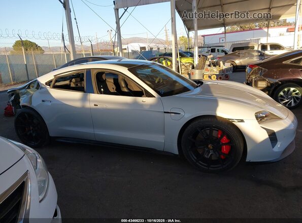 WP0AD2Y18RSA47296 2024 PORSCHE TAYCAN Gray Widok wnętrza 360 stopni