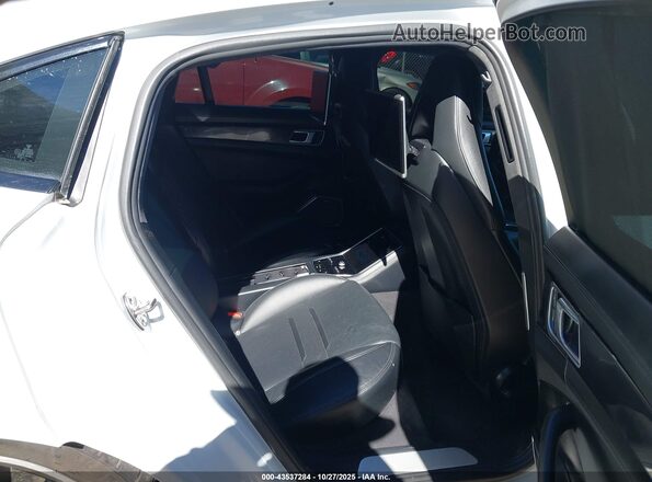 WP0AF2A76JL141147 2018 PORSCHE PANAMERA White VIN կոդի պիտակի տեսք