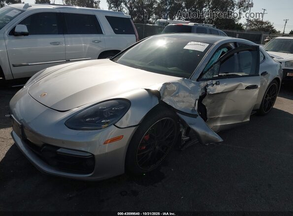 WP0AG2A71LL145381 2020 PORSCHE PANAMERA Silver Vista tres cuartos delantera izquierda