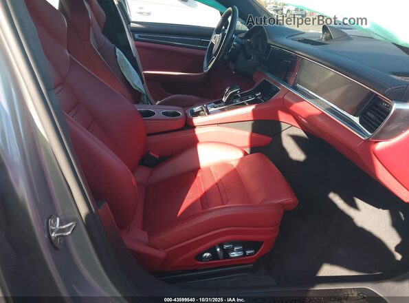 WP0AG2A71LL145381 2020 PORSCHE PANAMERA Silver Vista interior delantera