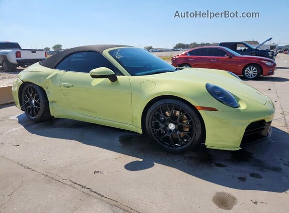 WP0CA2A95SS235469 2025 PORSCHE 911 Желтый Передняя правая четверть