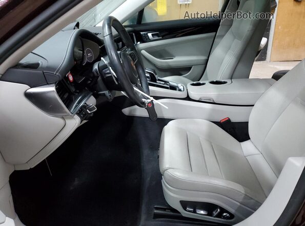 WP0CB2A71JL191331 2018 PORSCHE PANAMERA Burgundy Front interior view
