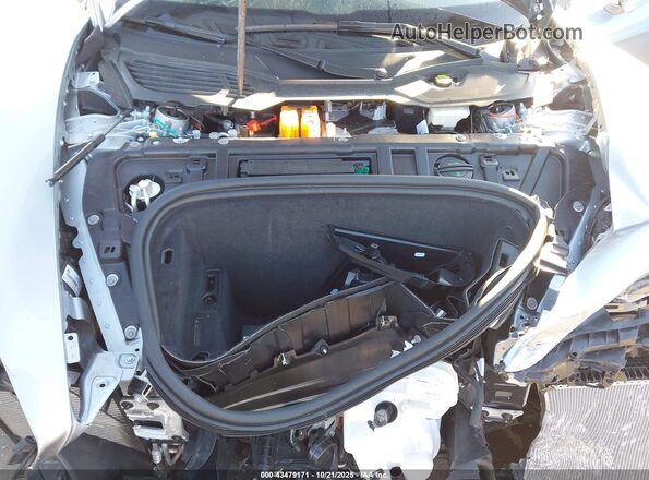 WP0CD2Y11PSA90187 2023 PORSCHE TAYCAN Silver Հետևի տեսք