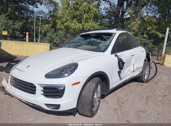 WP1AA2A2XGLA08207 2016 PORSCHE CAYENNE White 