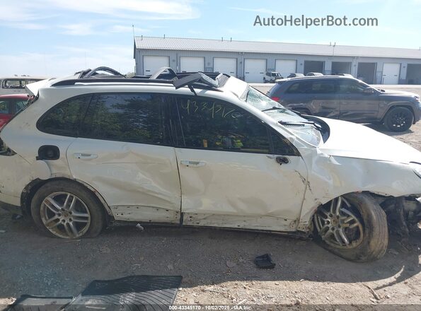 WP1AA2A2XGLA08207 2016 PORSCHE CAYENNE White 