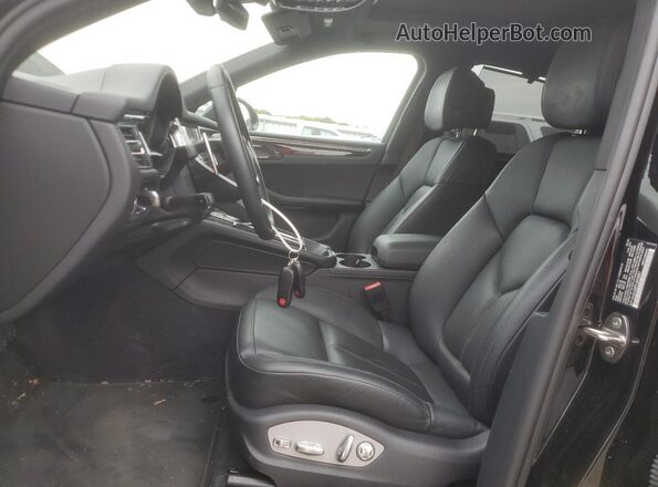 WP1AA2A50PLB20587 2023 PORSCHE MACAN Black Вид салону спереду