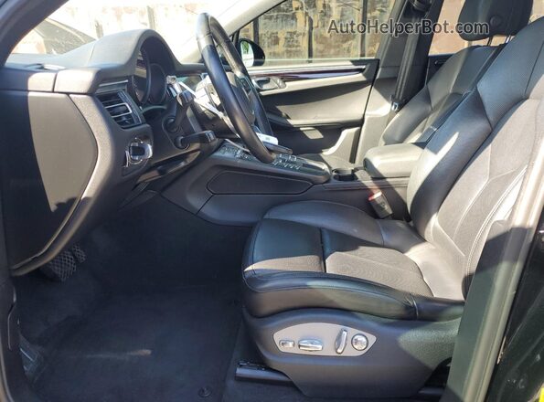 WP1AA2A51MLB11795 2021 PORSCHE MACAN Black Widok wnętrza z przodu