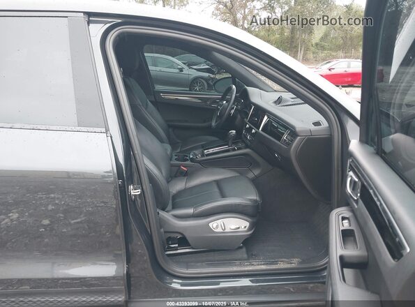 WP1AA2A55PLB17586 2023 PORSCHE MACAN Gray Вид салону спереду