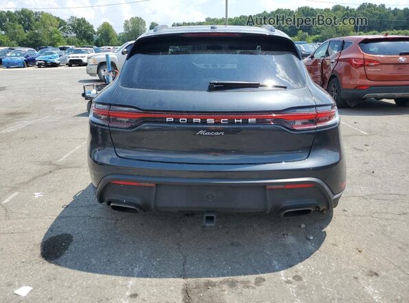WP1AA2A55RLB03061 2024 PORSCHE MACAN Black Հետևի տեսք