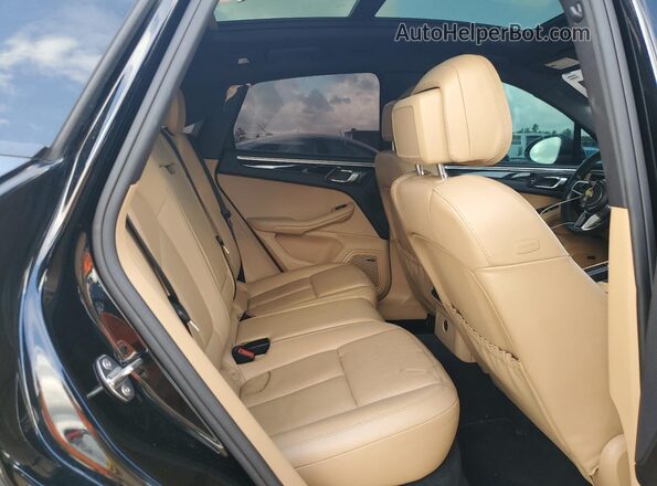 WP1AA2A57JLB09481 2018 PORSCHE MACAN Black 