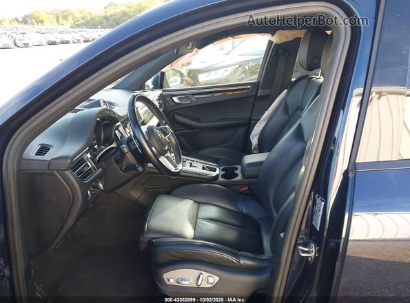 WP1AA2A58MLB07808 2021 PORSCHE MACAN Blue Widok wnętrza z przodu