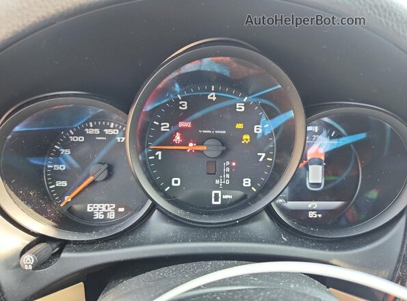 WP1AA2A59JLB07666 2018 PORSCHE MACAN Угольный 