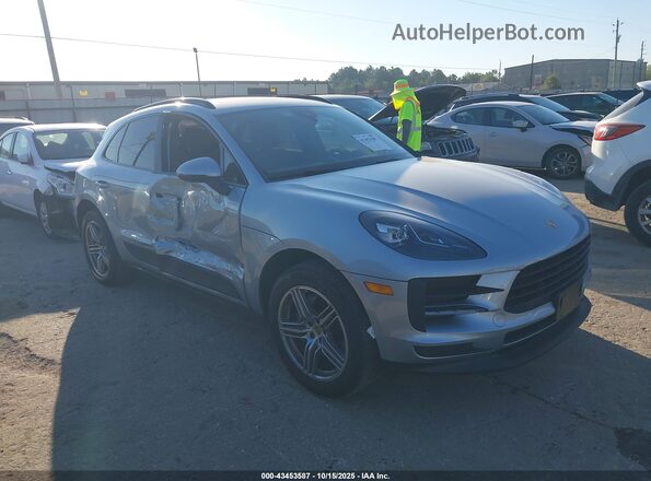 WP1AA2A59MLB07350 2021 PORSCHE MACAN Silver Front view