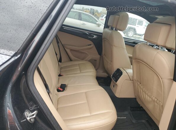 WP1AA2A5XLLB00888 2020 PORSCHE MACAN Black Вид задньої частини салону