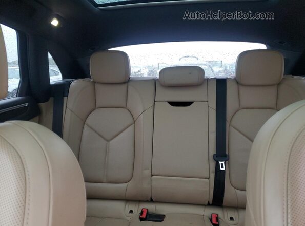WP1AA2A5XLLB00888 2020 PORSCHE MACAN Black Вид задніх сидінь