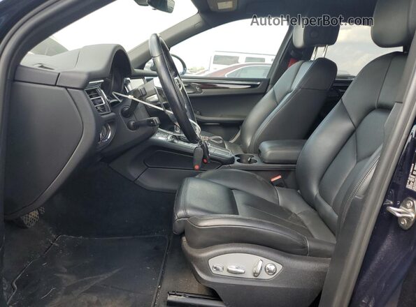 WP1AA2A5XMLB17692 2021 PORSCHE MACAN Blue Front interior view