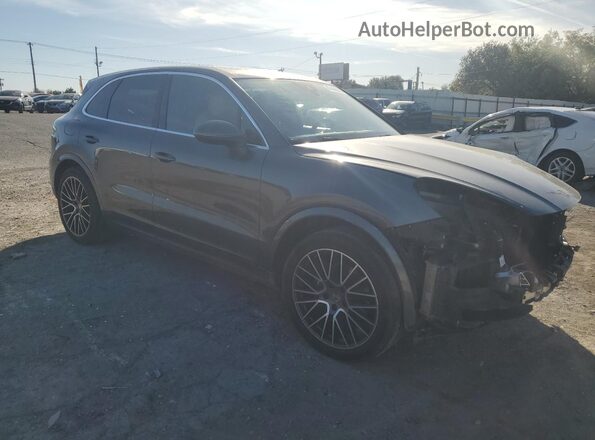 WP1AA2AY1LDA07424 2020 PORSCHE CAYENNE Silver Delantero derecho