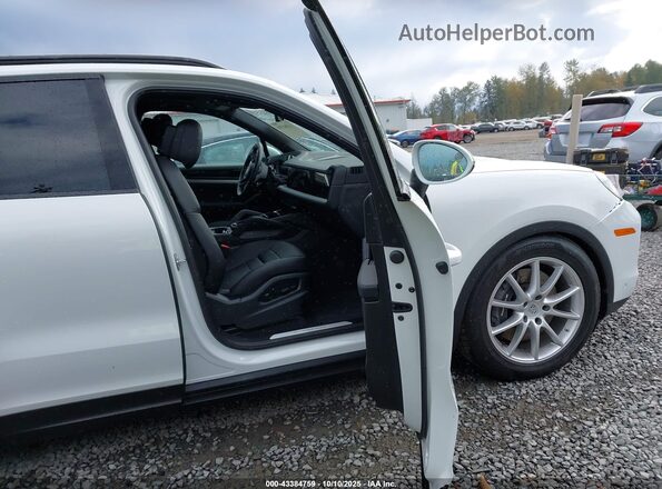 WP1AA2AY5RDA13705 2024 PORSCHE CAYENNE White Սալոնի դիմացի տեսք