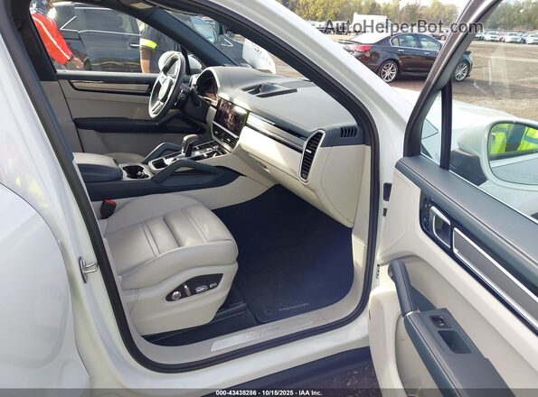 WP1AA2AY6MDA06660 2021 PORSCHE CAYENNE White Vista interior delantera