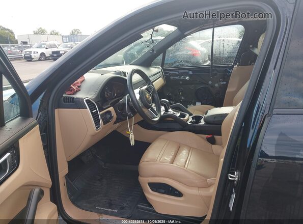 WP1AA2AY6PDA04718 2023 PORSCHE CAYENNE Dark Blue Front interior view