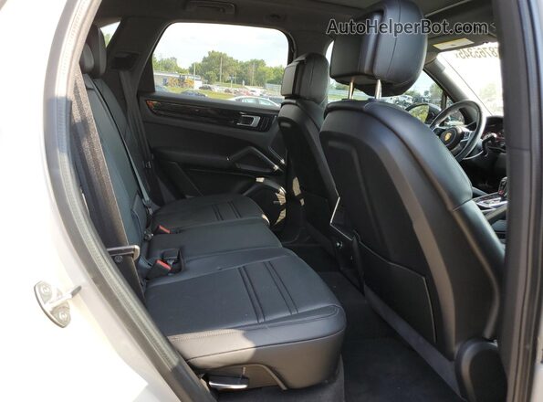 WP1AA2AY7MDA09695 2021 PORSCHE CAYENNE Tan უკანა სავარძლების ხედი