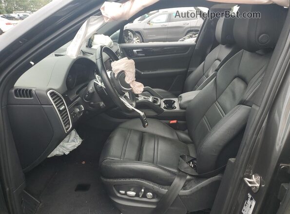 WP1AA2AY8MDA00729 2021 PORSCHE CAYENNE Gray წინა სალონის ხედი