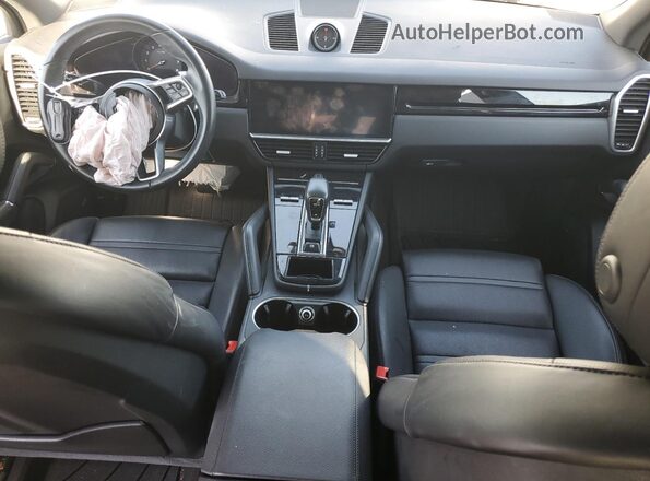 WP1AA2AY8MDA02187 2021 PORSCHE CAYENNE White Առջևի վահանակի տեսք