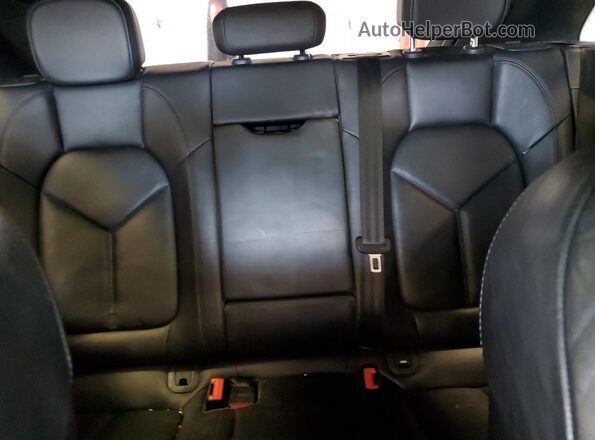 WP1AB2A52GLB54768 2016 PORSCHE MACAN White Вид задніх сидінь