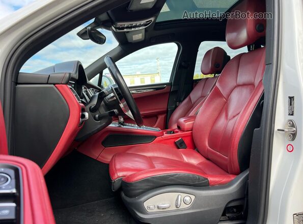 WP1AB2A53GLB42337 2016 PORSCHE MACAN Белый Вид спереди