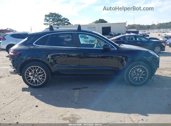 WP1AB2A5XGLB48071 2016 PORSCHE MACAN Black Widok wnętrza z tyłu