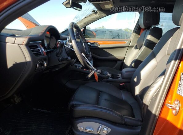 WP1AF2A50PLB56300 2023 PORSCHE MACAN Orange Вид салону спереду