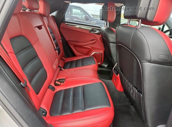WP1AF2A55LLB60692 2020 PORSCHE MACAN Gray უკანა სავარძლების ხედი